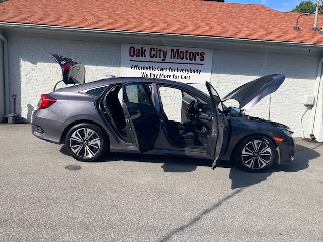 2017 Honda Civic Image 7