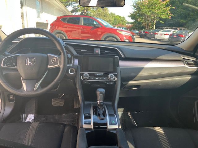 2017 Honda Civic Image 14