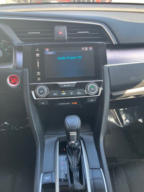 2017 Honda Civic Image 15