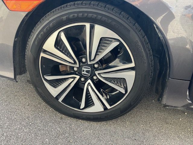2017 Honda Civic Image 19