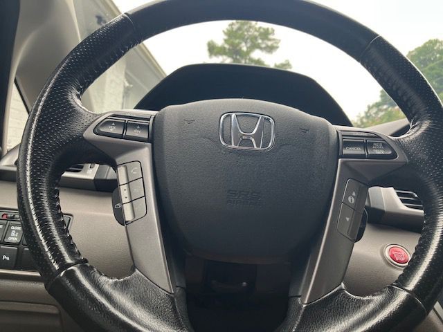 2015 Honda Odyssey Image 20