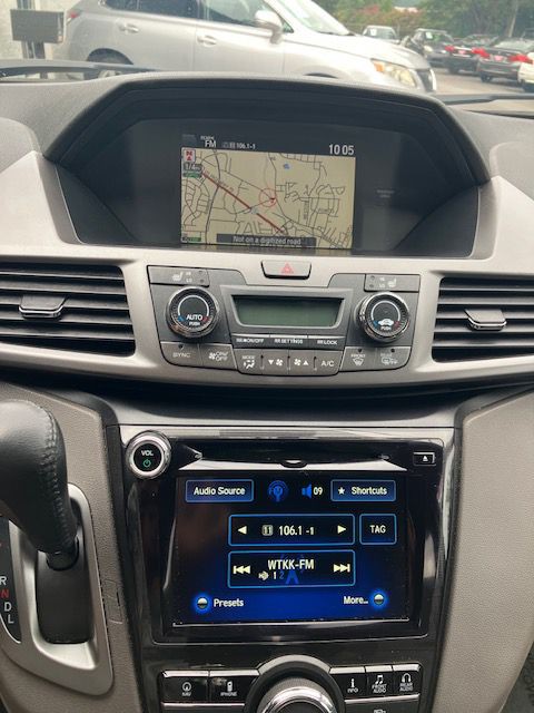 2015 Honda Odyssey Image 21