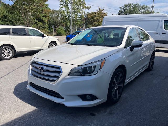 2017 Subaru Legacy Image 2