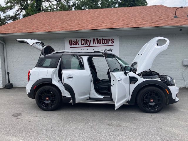 2019 MINI Cooper Image 10