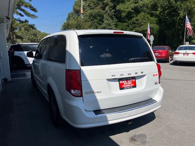 2017 Dodge Grand Caravan Image 8