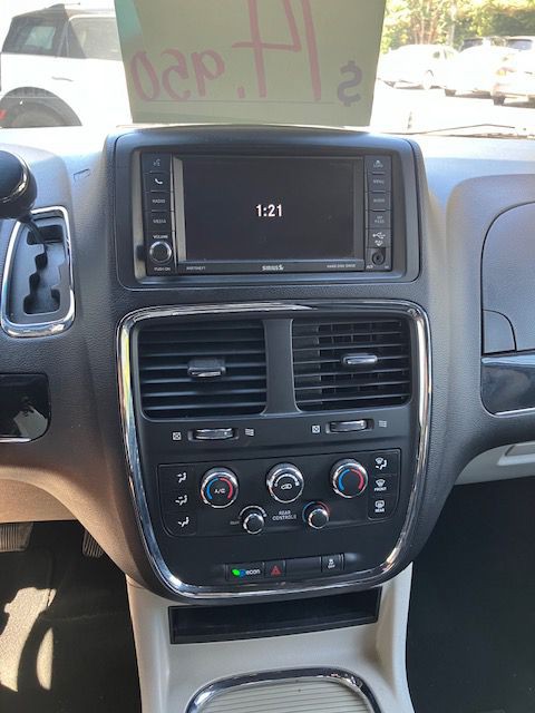 2017 Dodge Grand Caravan Image 19