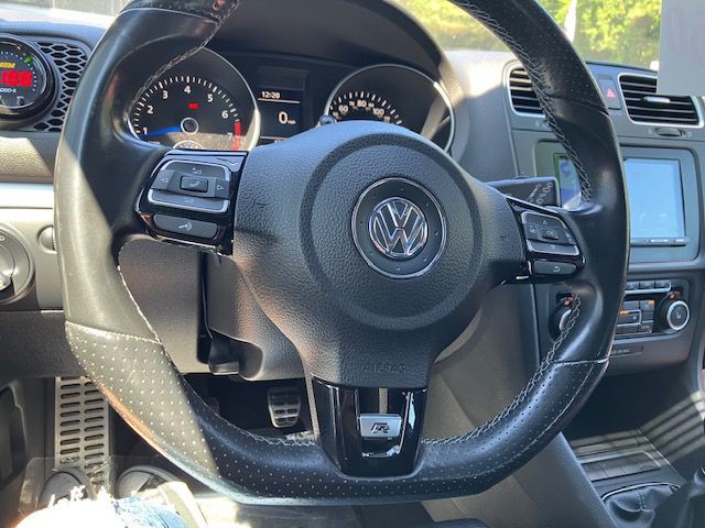 2012 Volkswagen Golf Image 18