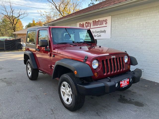 2011 Jeep Wrangler Image 1