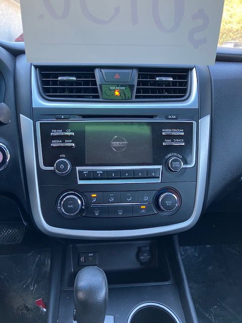 2016 Nissan Altima Image 17