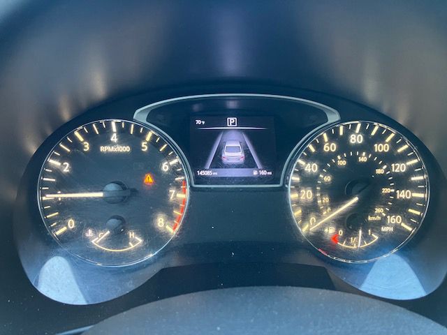 2016 Nissan Altima Image 19