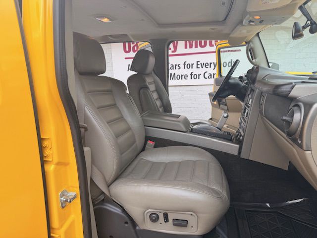 2003 HUMMER H2 Image 11
