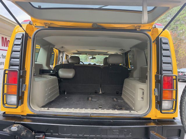 2003 HUMMER H2 Image 13