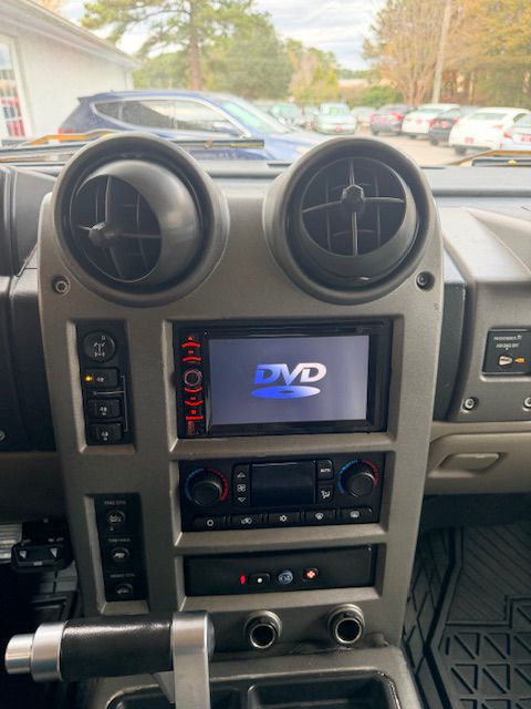 2003 HUMMER H2 Image 17