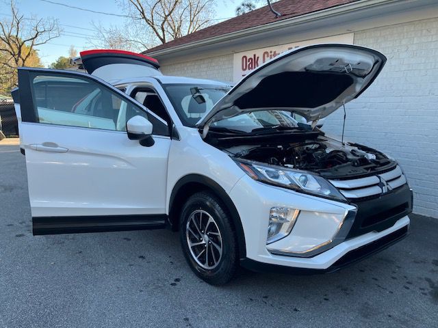 2020 Mitsubishi Eclipse Image 8