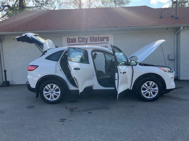 2021 Ford Escape Image 9