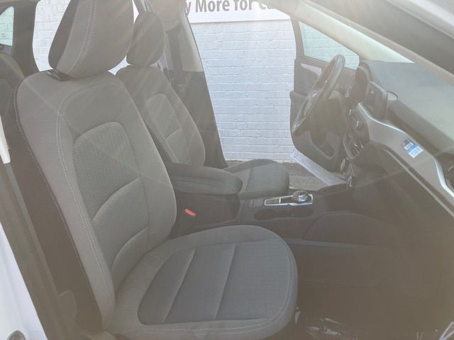 2021 Ford Escape Image 11