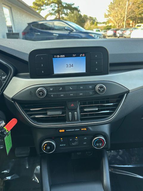 2021 Ford Escape Image 17