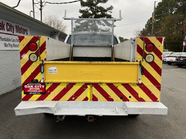 2004 Ford F-350 Image 6