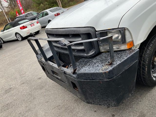 2004 Ford F-350 Image 21