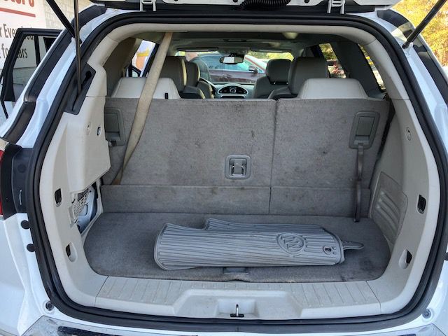 2017 Buick Enclave Image 14