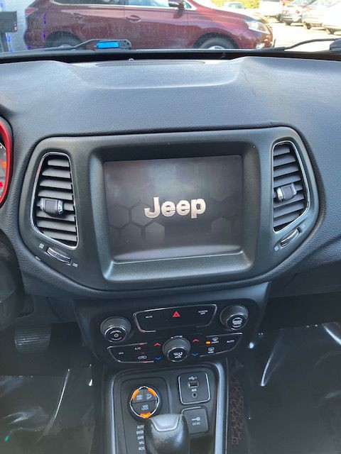2020 Jeep Compass Image 17
