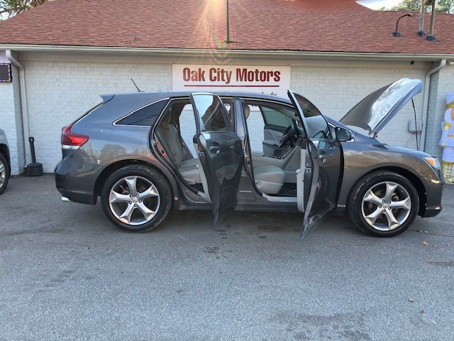 2013 Toyota Venza Image 10