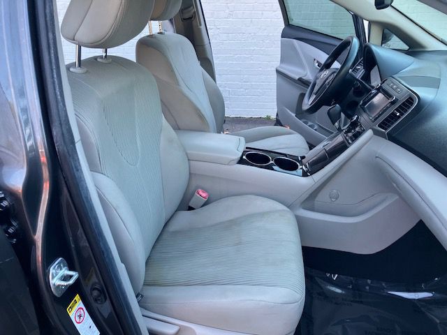 2013 Toyota Venza Image 11