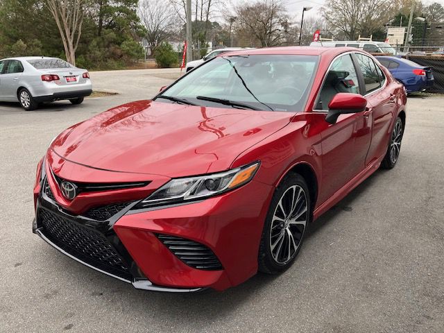 2020 Toyota Camry Image 2