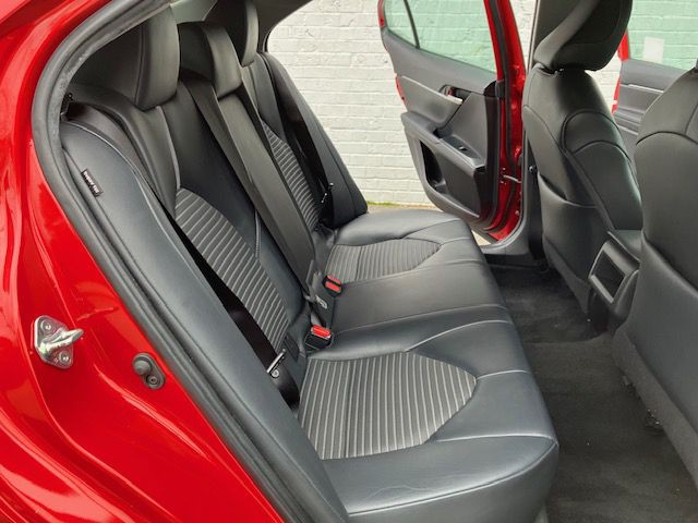 2020 Toyota Camry Image 12