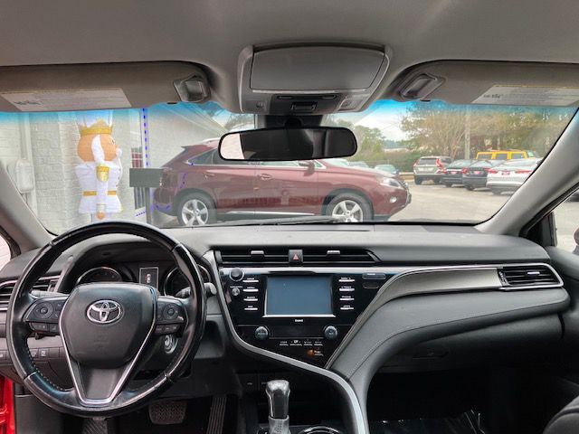 2020 Toyota Camry Image 16