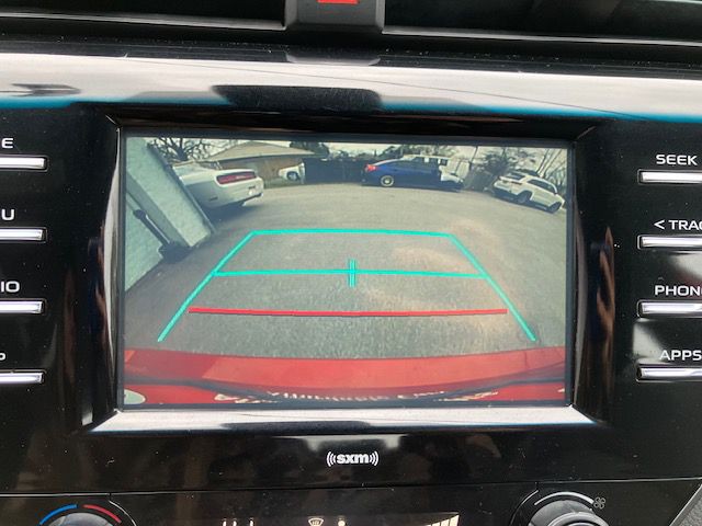 2020 Toyota Camry Image 18