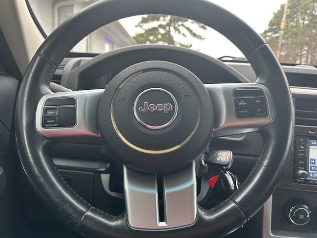 2011 Jeep Liberty Image 18