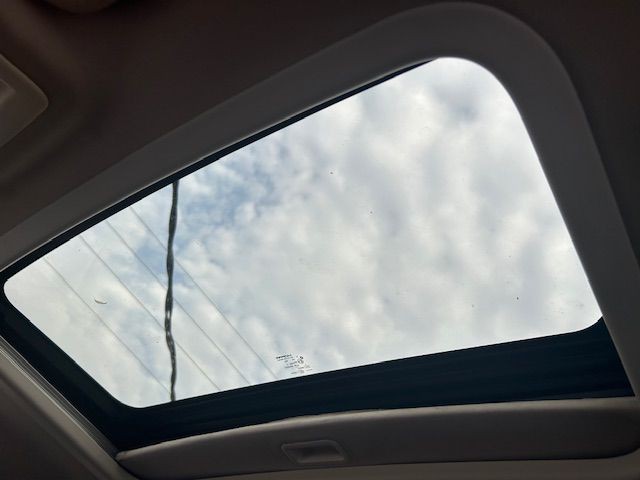 2011 Jeep Liberty Image 21