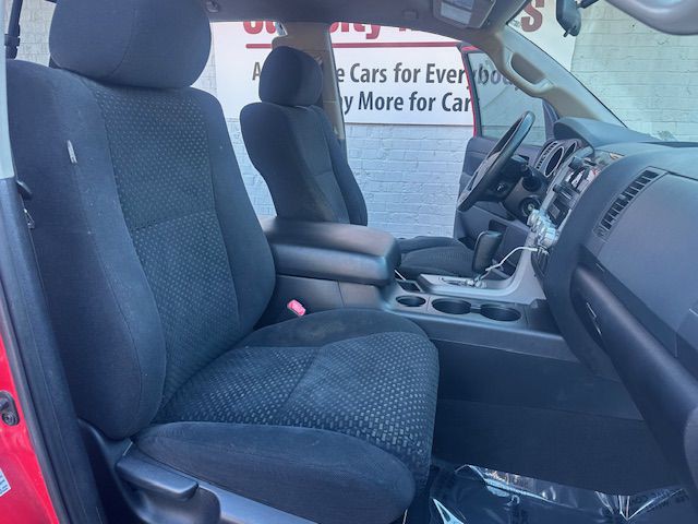 2011 Toyota Tundra Image 11