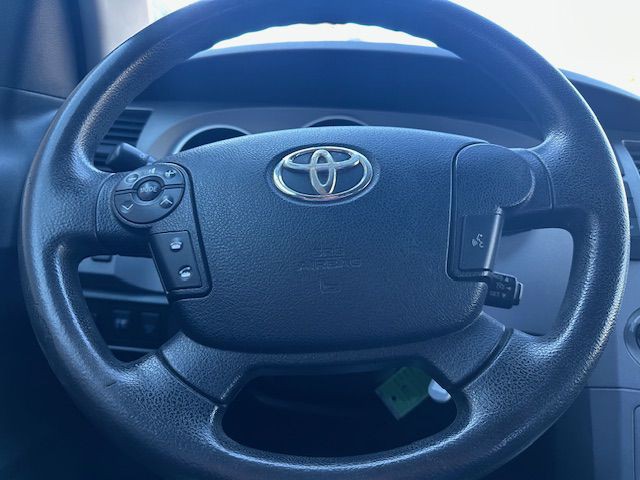 2011 Toyota Tundra Image 18