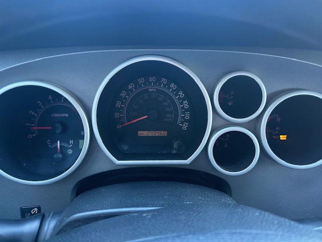 2011 Toyota Tundra Image 19