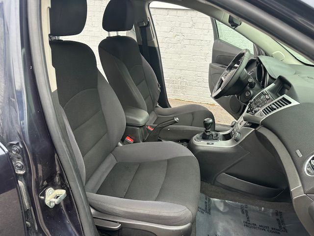 2014 Chevrolet Cruze Image 11