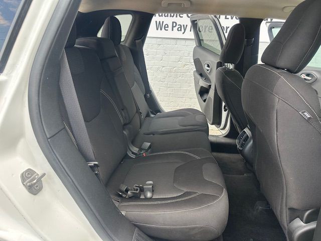 2015 Jeep Cherokee Image 12