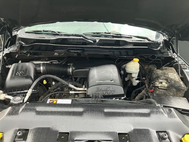 2016 RAM 1500 Image 8