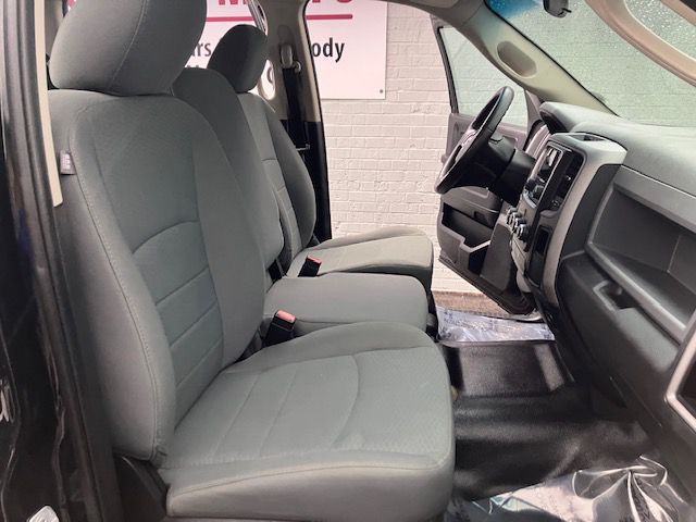 2016 RAM 1500 Image 11