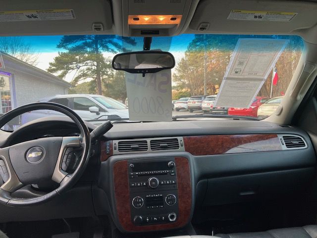 2013 Chevrolet Tahoe Image 16