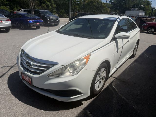 2014 Hyundai Sonata Image 2