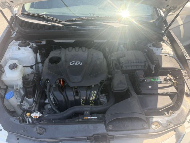 2014 Hyundai Sonata Image 8