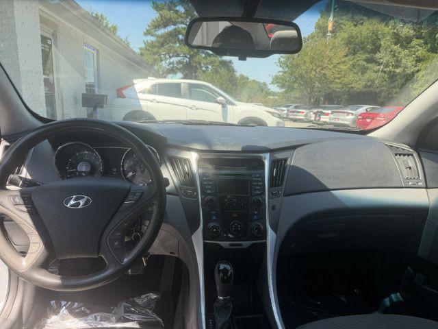 2014 Hyundai Sonata Image 14