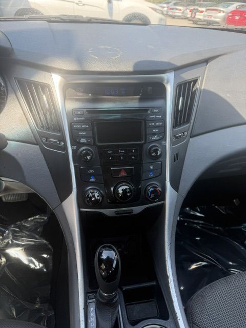 2014 Hyundai Sonata Image 16