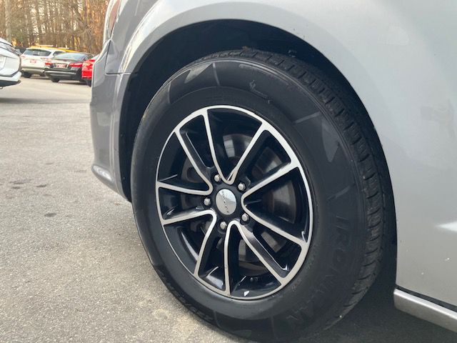 2017 Dodge Grand Caravan Image 21