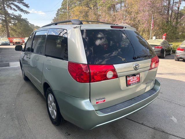 2006 Toyota Sienna Image 7