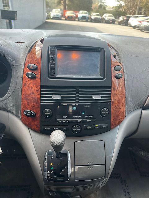 2006 Toyota Sienna Image 17