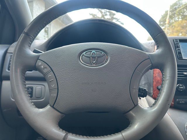 2006 Toyota Sienna Image 18