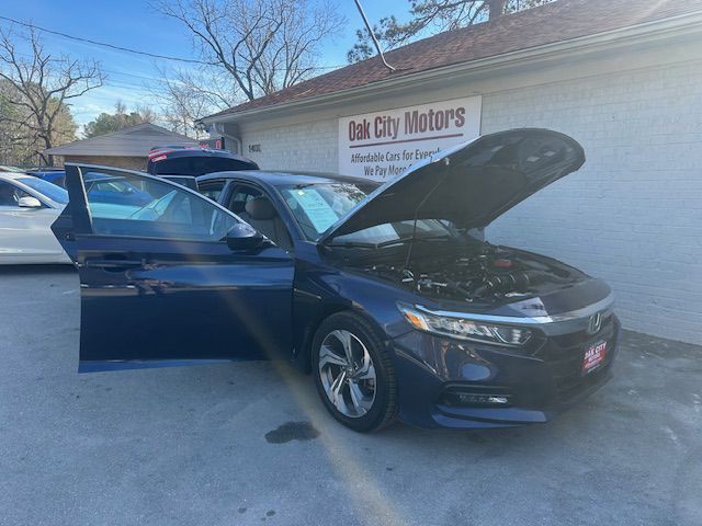 2018 Honda Accord Image 8